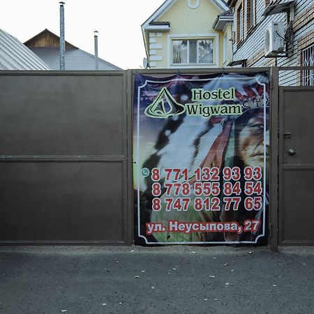 Hostel Wigwam Uralsk Exterior foto