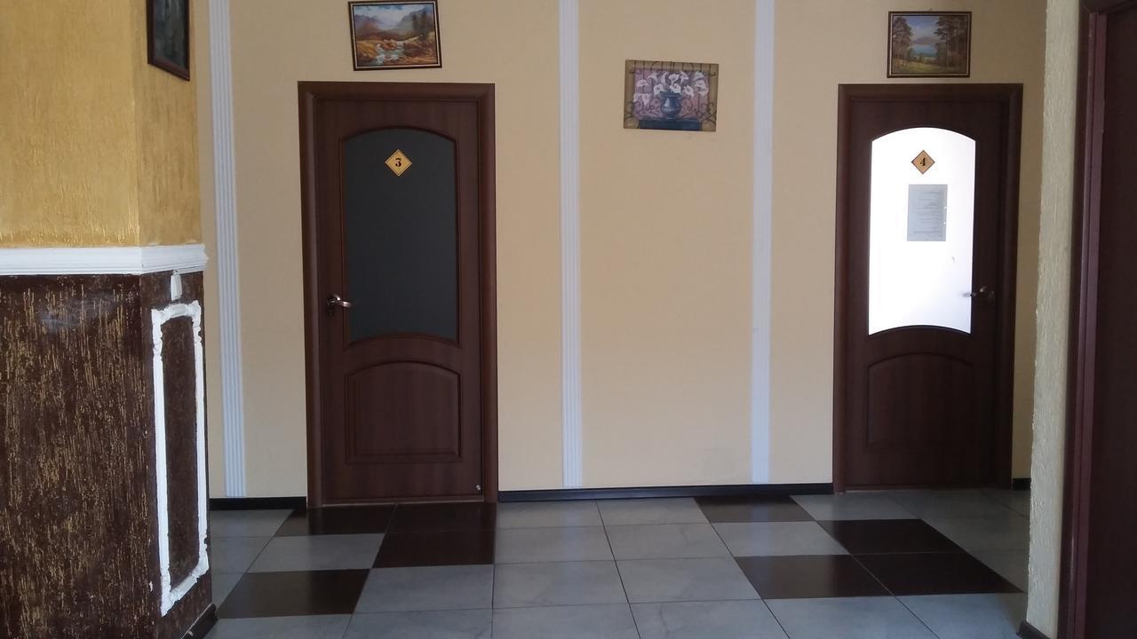 Hostel Wigwam Uralsk Exterior foto