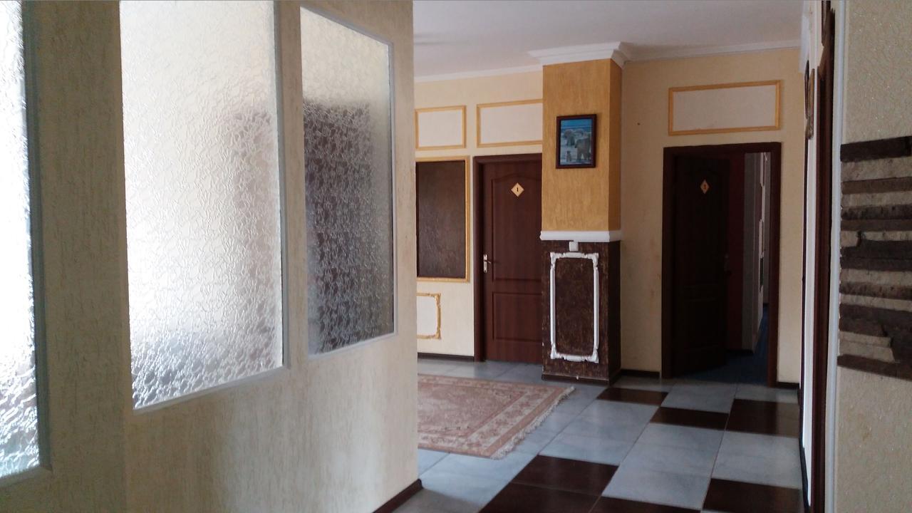 Hostel Wigwam Uralsk Exterior foto